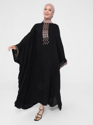 Siyah Doğal Kumaşlı Pul Detaylı Ferace