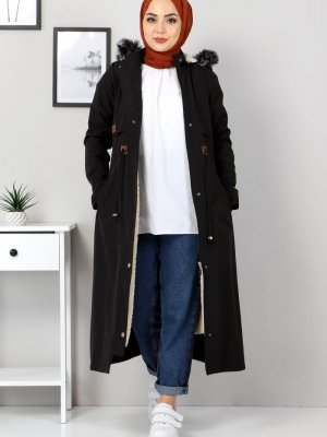 Beli Bağcıklı Mont Siyah