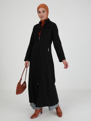 Siyah Boydan Fermuarlı Kaban