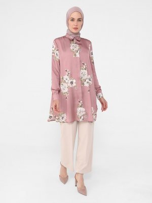 Gül Kurusu Geniş Kesim Çiçek Desenli Saten Tunik Gül Kurusu Geniş Kesim Çiçek Desenli Saten Tunik