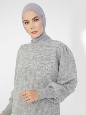 Melanj Gri Balon Kollu Çiçek Nakışlı Triko Kazak