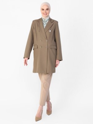 Koyu Vizon Düğme Detaylı Ceket