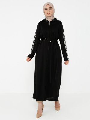 Siyah Kuşaklı Payet Detaylı Kap