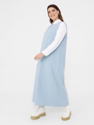Mavi Büyük Beden Pamuk Kumaşlı Kolsuz Elbise Mavi Büyük Beden Pamuk Kumaşlı Kolsuz Elbise