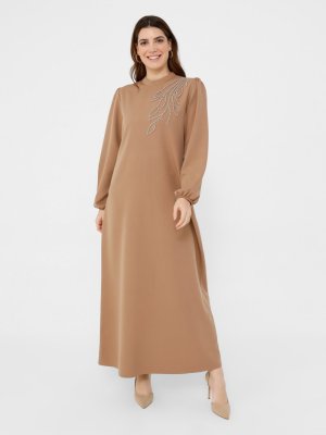 Latte Büyük Beden Boncuk Detaylı Abiye Elbise