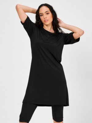 Siyah Basic Yarım Kol Yarı Kapalı Mayo