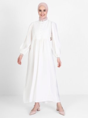 Off White Yakası Brit Detaylı Nakışlı Elbise