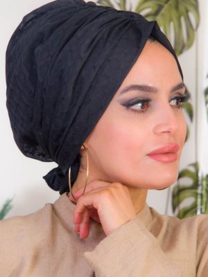 Siyah Ponpon Tokalı Bone