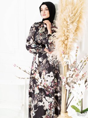 Siyah Desenli Kemerli Elbise