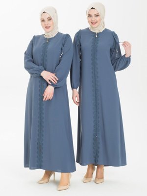 İndigo Nakış İşlemeli Ve Örgü Detaylı Ferace İndigo Nakış İşlemeli Ve Örgü Detaylı Ferace