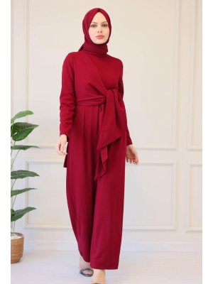 Bordo Kuşak Detaylı Krep Kumaş Tulum Bordo Kuşak Detaylı Krep Kumaş Tulum