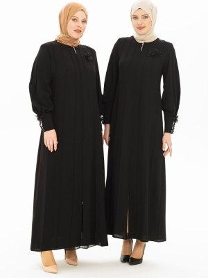 Siyah Şık Aksesuarlı Ferace Siyah Şık Aksesuarlı Ferace