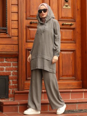 Gri Denim Tunik & Pantolon İkili Kot Takım Gri Denim Tunik & Pantolon İkili Kot Takım