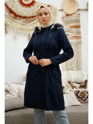 Lacivert Fermuar Detay Kürklü Kaban