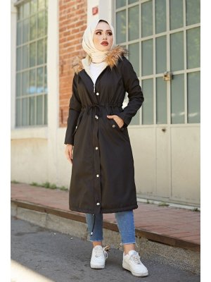 Siyah İçi Kürklü Mont