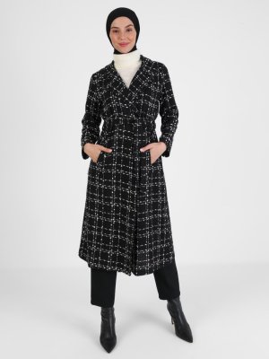 Siyah Kuşak Detaylı Desenli Kap