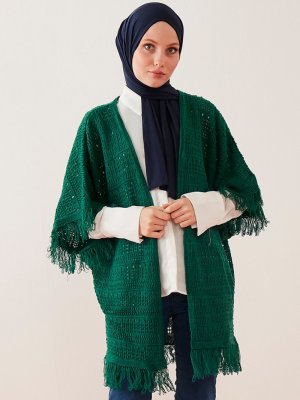 Etek Ve Kol Ucundan Püsküllü Triko Panço Zümrüt