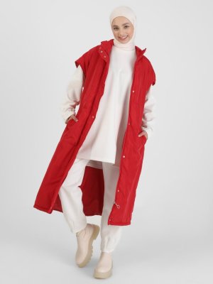 Kırmızı Uzun Elyaf Dolgulu Fermuarlı Yelek