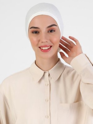 Beyaz Penye Bone Kırık Beyaz Penye Bone Kırık
