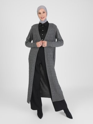 Antrasit Saç Örgülü Uzun Triko Hırka Antrasit Saç Örgülü Uzun Triko Hırka