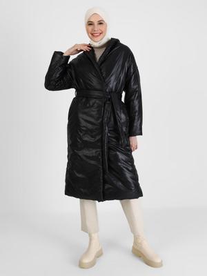 Siyah Elyaf Dolgulu Kuşaklı Kaban Siyah Elyaf Dolgulu Kuşaklı Kaban