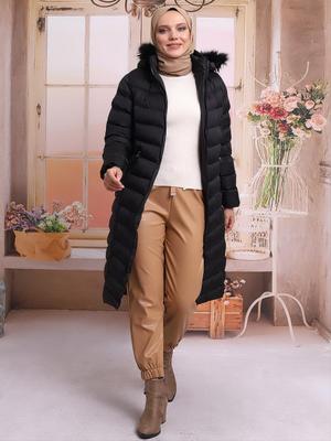 Siyah Kapüşonu Kürklü Şişme Mont