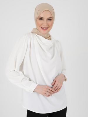 Off White İpek Tuşeli Dökümlü Yaka Bluz Off White İpek Tuşeli Dökümlü Yaka Bluz