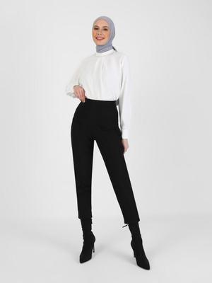 Siyah Dikiş Detaylı Klasik Pantolon Siyah Dikiş Detaylı Klasik Pantolon