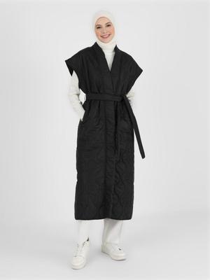 Siyah Elyaf Dolgulu Uzun Şişme Yelek