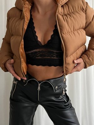 Kahverengi Kısa Model Şapkalı Şişme Mont