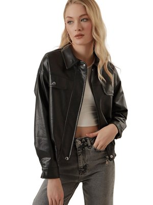 Siyah Yanları Lastikli Cep Detaylı Deri Mont Siyah Yanları Lastikli Cep Detaylı Deri Mont