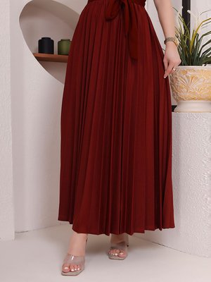 Bordo Kuşak Detaylı Piliseli Etek Bordo Kuşak Detaylı Piliseli Etek