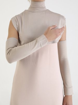 Açık Vizon Yakalık Kolluk Çıtçıtlı Set Açık Vizon Yakalık Kolluk Çıtçıtlı Set