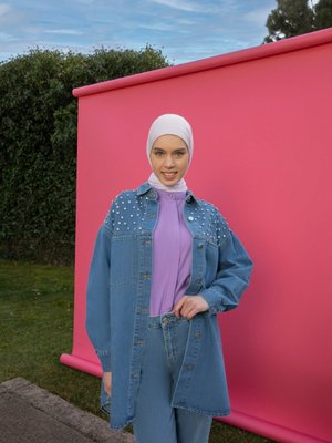 Mavi Taş Detaylı Kot Ceket Mavi Taş Detaylı Kot Ceket