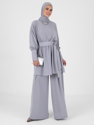 Gri Tunik & Pantolon İkili Abiye Takım Gri Tunik & Pantolon İkili Abiye Takım