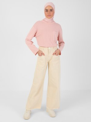 Krem Paçası Püskül Detaylı Bol Paça Denim Pantolon