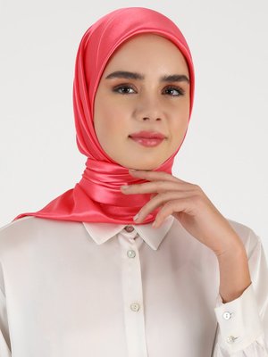 Nar Çiçeği İpek Saten Eşarp