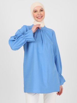 Deniz Mavisi Keten Kolucu Volanlı Tunik Deniz Mavisi Keten Kolucu Volanlı Tunik