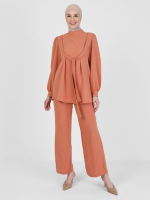 Şeftali Aerobin Bağlama Detaylı Tunik & Pantolon Takım