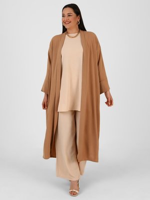Koyu Bej Büyük Beden Abaya Kimono Koyu Bej Büyük Beden Abaya Kimono