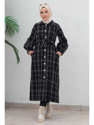 Siyah Düğmeli Kaşe Kaban