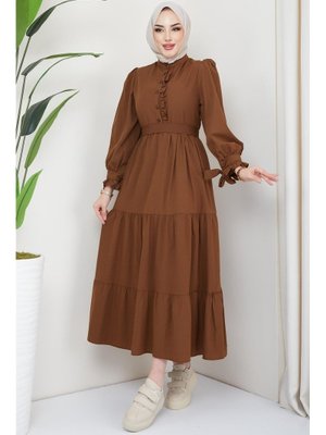 Kahverengi Önü Fırfırlı Kolu Bağlamalı Elbise