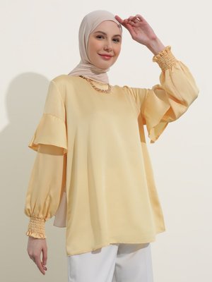 Soft Sarı Fırfır Detaylı Saten Bluz Soft Sarı Fırfır Detaylı Saten Bluz