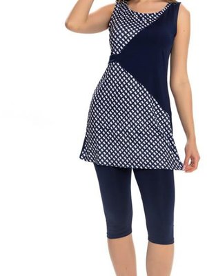 Siyah Sıfır Kol Lacivert Kemer Detaylı Mayo