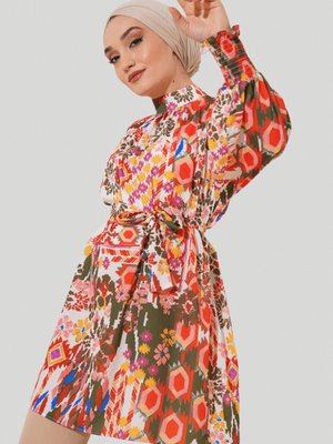 Orange Desenli Kol Bileği Gipeli Kuşaklı Tunik Orange Desenli Kol Bileği Gipeli Kuşaklı Tunik