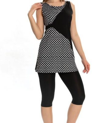 Siyah Likralı Sıfır Kol Kemer Detaylı Mayo Siyah Likralı Sıfır Kol Kemer Detaylı Mayo