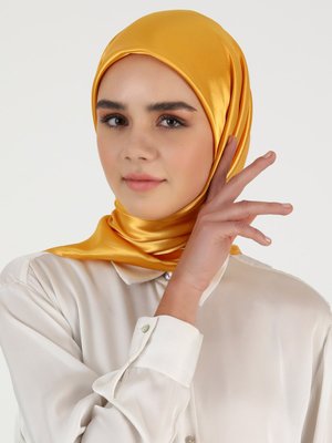 Gold Rengi İpek Saten Eşarp