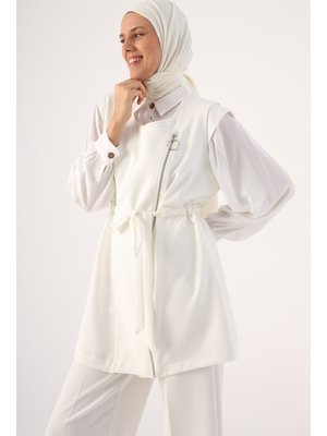 Ekru Fermuarlı Kemerli Yelek