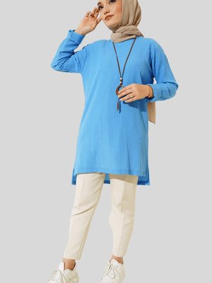Mavi Kol Katlamalı Kolyeli Tunik Mavi Kol Katlamalı Kolyeli Tunik