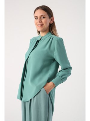 Yeşil Hakim Yaka Kısa Gömlek